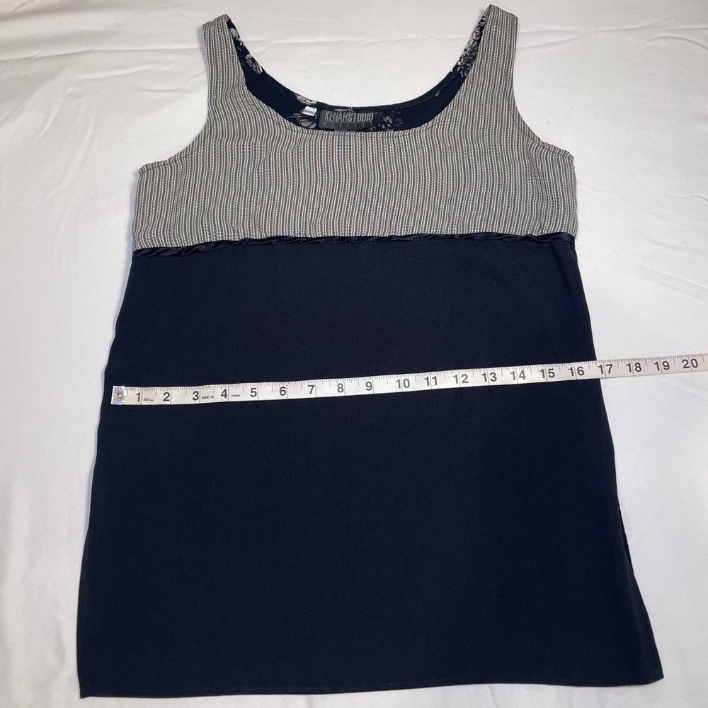 Sleeveless top